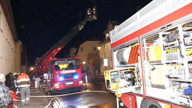 Die Einsatzkräfte Foto: Michael Stelzner