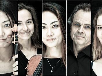 Shoko Okushiba, Judith Volz (Violine), Annemarie Birckner (Viola), Johannes Keltsch (Violoncello) und Kyoko Frank (Klavier) sind die Interpreten beim Rathauskonzert am Sonntag in Coburg.Fotos: privat