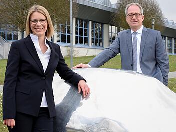 Uni-Präsident Professor Stefan Leible hält viel von seiner neuen Kanzlerin Nicole Kaiser.