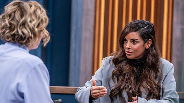 Collien Fernandes forderte im Gespr&auml;ch mit Caren Miosga ein h&auml;rteres Vorgehen bei digitaler Gewalt.