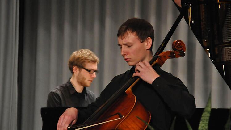Ein virtuoses Paar im Einklang (v. l.): Jonas Gleim und Jaromir Kostka.