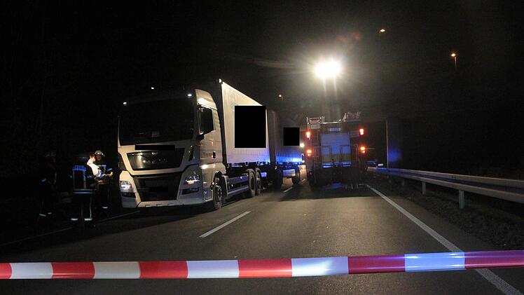 Ein Fußgänger wurde am Freitagmorgen auf der B 289 von einem Lkw erfasst.  Foto: Jürgen Gärtner