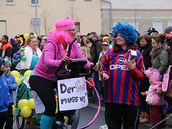 Gute Vorsätze kann man nicht nur an Silvester fassen, sondern auch beim Sulzthaler Faschingsumzug. Foto: .Gerd Schaar