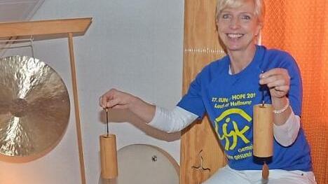 Birgit Schmitt ist Yogatherapeutin und Leiterin der Sportgruppe Sport und Krebs des Vereins "Gemeinsam gegen Krebs".  Foto: K.- H. Hofmann