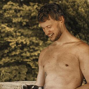 Vet Men-Kalender 2016: Studenten posieren mit Tieren