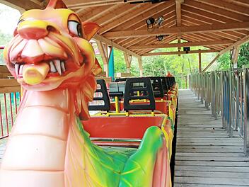 Langes Gesicht statt voller Sitze: Vor dem 19. April geht nichts im Erlebnispark Schloss Thurn.