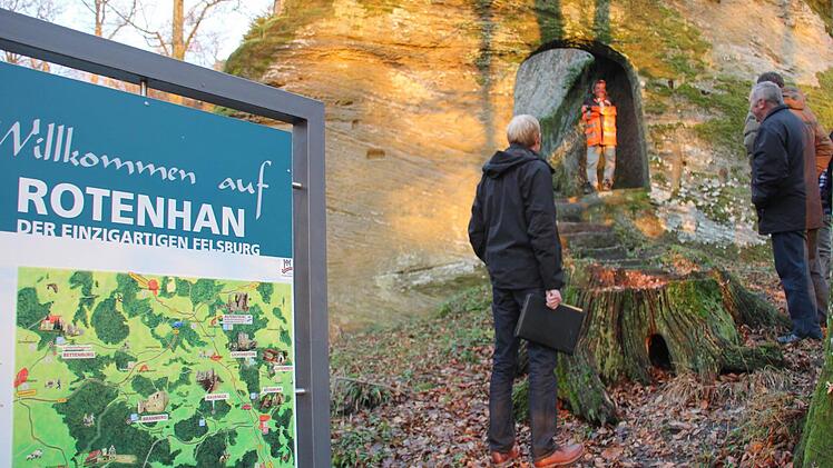 Die Ruine Rotenhan lockt viele Besucher an, auch ungeliebte.