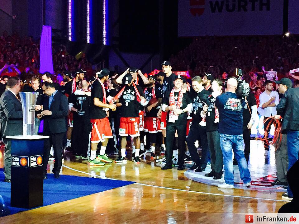 Impressionen von der Bamberger Meisterfeier in der Brose Arena Teil 2