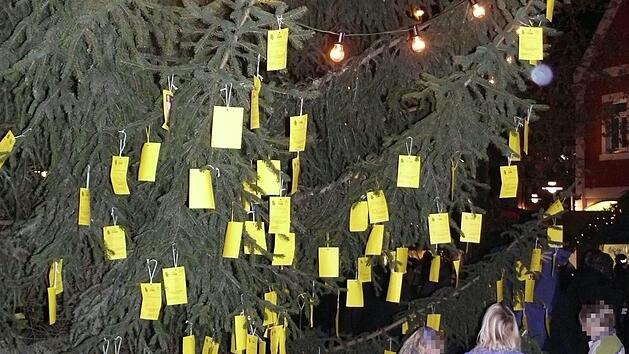 Aus Angst vor der Datenschutzgrundverordnung (DSGVO) gibt es beim diesj&auml;hrigen Christkindlesmarkt in Roth keinen Wunschbaum f&uuml;r die Kinder. Foto: Stadt Roth