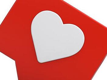 Kennenlernen während der Pandemie: Für einige beginnt ein erster Kontakt übers Internet.Adobe Stock