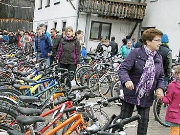Eine Riesenauswahl gab es bei der Fahrrad-Börse in Leuchau. Fotos: Sonja Adam