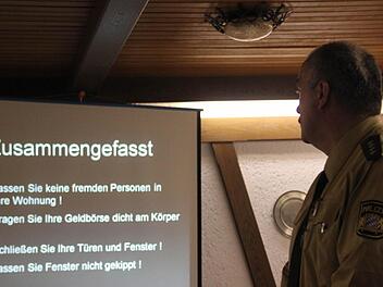 Gute Ratschläge der Polizei hatte Wolfgang Schmitt parat.