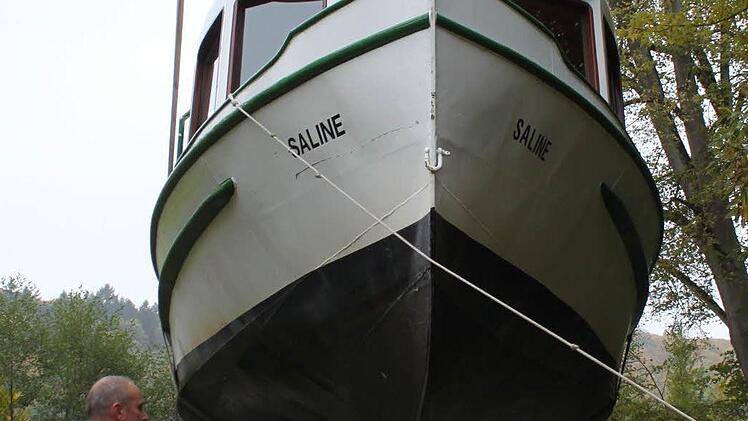 Gleich wird die "Saline" auf dem Wagen aufsetzen. Foto: Mäuser