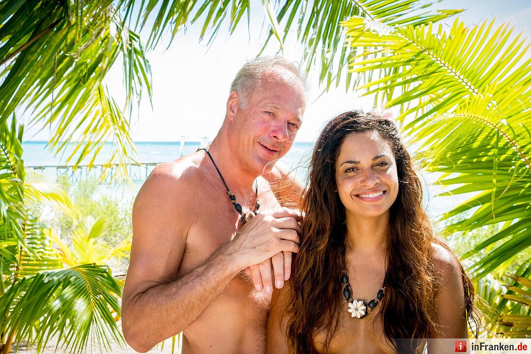 Adam sucht Eva - Promis im Paradies