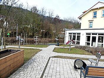 Die Arbeiterwohlfahrt möchte, dass die Gemeinde Trebgast den bisher öffentlich zugängigen Mehrgenerationsgarten vor ihrer Terrasse einzäunt.