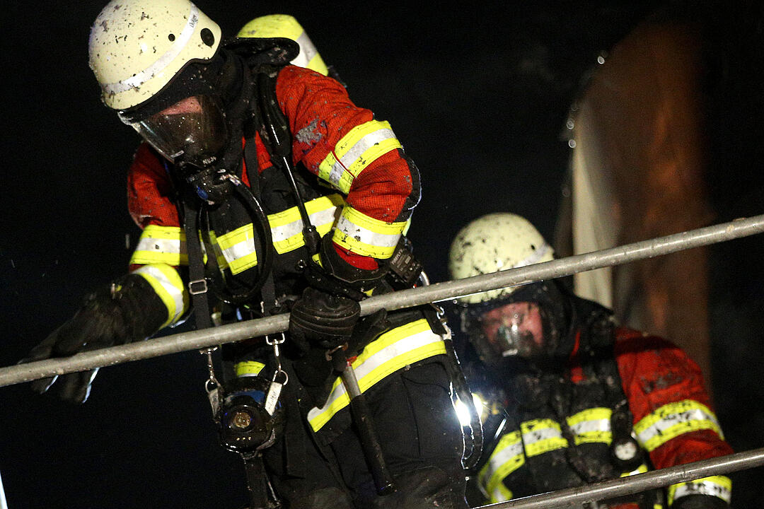 Im Bau befindliches Blockheizkraftwerk fängt Feuer