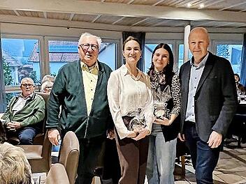 Von links: SEN-Vorsitzender Reiner Reu&szlig;, Stefanie Kn&uuml;ttel, Nicole B&uuml;hner und Stadtrat Detlef Heim.