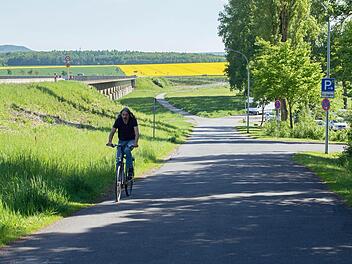 Haßfurt: Sperrung der Mainflutbrücke kann früher aufgehoben werden - wann sie wieder befahrbar ist Haßfurt: Sperrung der Mainflutbrücke kann früher aufgehoben werden - wann sie wieder befahrbar ist