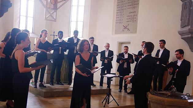 Großen Applaus für ein wunderbares Konzert gab es beim Gastspiel des Kammerchors "King´s Choir" der Universität Straßburg in der Christuskirche Kronach.Heike Schülein
