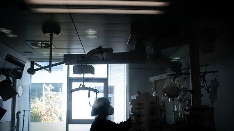 Geimpfte bevorzugt behandeln? Professorin fordert Debatte über Triage auf Intensivstationen