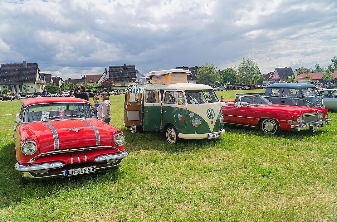 Auf dem Platz am Siedlerheim in der Auwaldsiedlung.