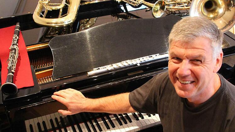 Stadtmusikdirektor Bernd Hammer sieht seine Berufung darin, Talente nicht ziehen zu lassen.  Foto: C. Schmitt