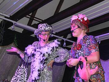 Silke Arndt und Eva-Katharina Schmidt sind die "Linden von Heiligenstadt".  Foto: Carmen Schwind