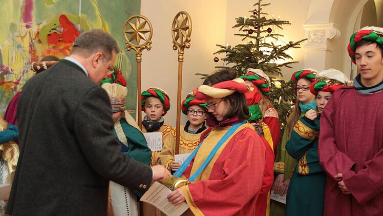 Natürlich gab es eine Spende. Foto: Jürgen Gärtner