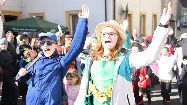 Marktplatztreiben in Stadtsteinach Foto: Jürgen Gärtner