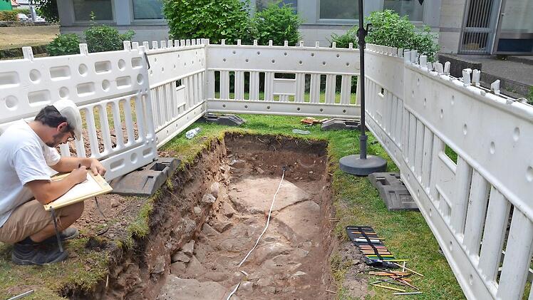 Die archäologischen Untersuchungen sind umfassender geworden als erwartet. Der Auftrag wird erweitert.  Foto: Bernhard Panzer
