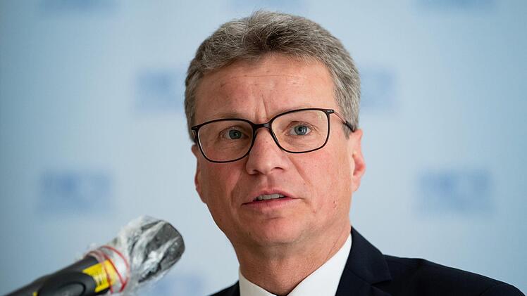 Staatsminister Bernd Sibler