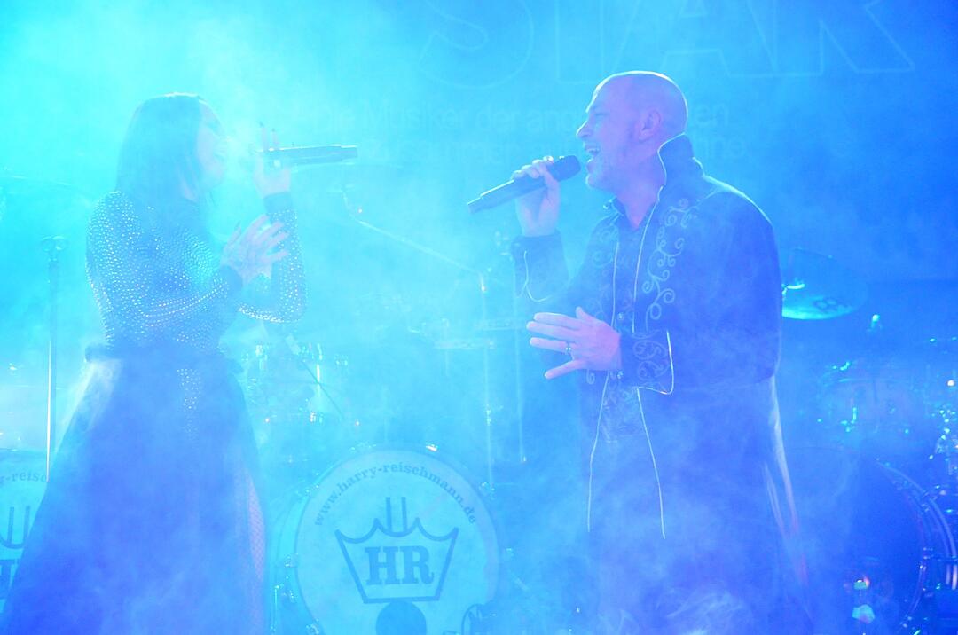 Mit ALLSTAR live auf der B&uuml;hne und Ph&auml;t J&auml;nnys H&ouml;use als Vorband!