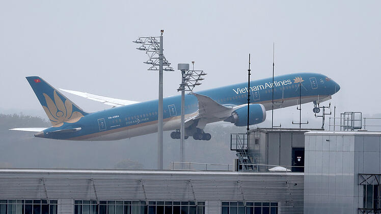 Flugunfall am Flughafen M&uuml;nchen: Boeing 787 muss wieder landen