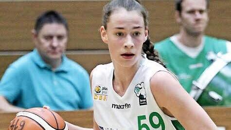 Julia F&ouml;rner trifft in der Partie gegen N&ouml;rdlingen auf Luisa Geisels&ouml;der, mit der sie im Sommer bei der U16-EM auf Platz 2 landete. Foto: sportpress