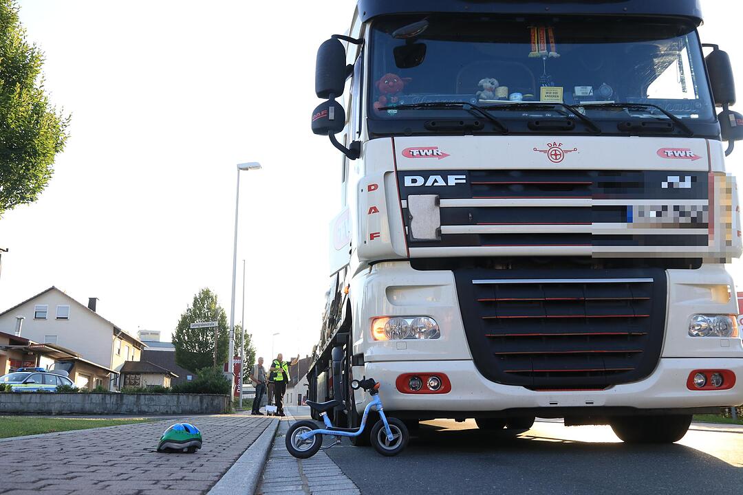 Kreis Bad Kissingen: Lkw erfasst Kind (2)