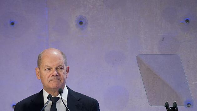 Scholz besucht Bundesamt f&uuml;r Migration und Siemens