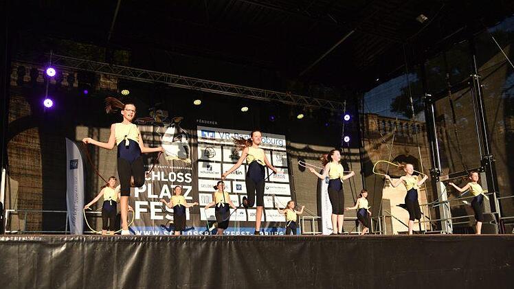Impressionen vom Schlossplatzfest 2018 in Coburg - hier: das Tanzstudio Ramona und Dominique Scholz Jens Gundermann