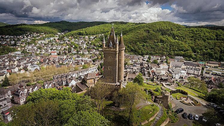 Endpunkt des Rothaarsteigs ist die Stadt Dillenburg mit dem Wilhelmsturm.