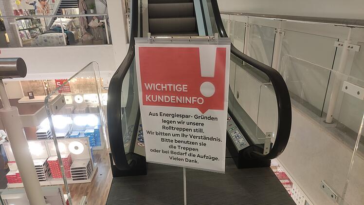 Hirschaid: XXXLutz Neubert stellt Rolltreppen ab - "dies sind pragmatische Entscheidungen"