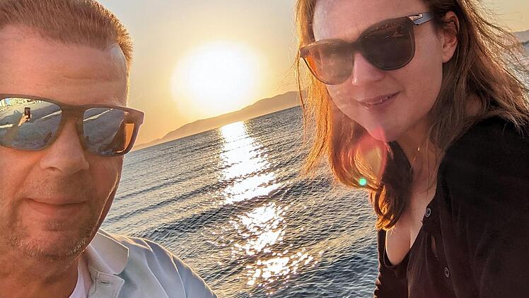 Strand und Meer statt Fichtelgebirge: Damaris Rosa und Matthias Bender leben nun ihren Traum auf Mallorca. Foto: Matthias Bender