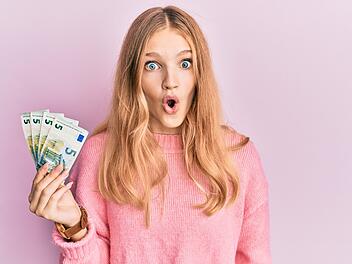 Mit dem 5-Euro-Trick lässt sich ganz einfach Geld sparen.