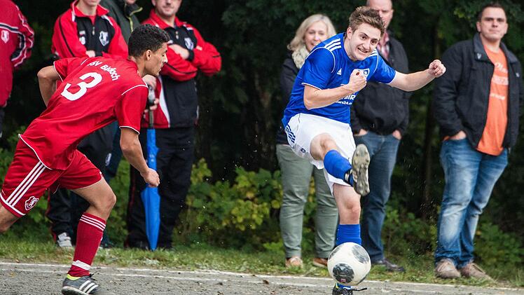Rechts der Kulmbacher Daniel Schmidt.