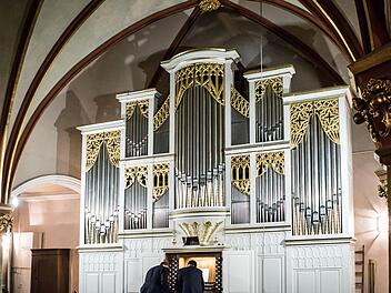 Das größte Instrument aus der Werkstatt der Neustadter Orgelbaufamilie Hofmann - die Orgel der Stadtkirche St. Georg.Foto: Jochen Berger