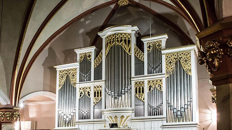 Das größte Instrument aus der Werkstatt der Neustadter Orgelbaufamilie Hofmann - die Orgel der Stadtkirche St. Georg.Foto: Jochen Berger