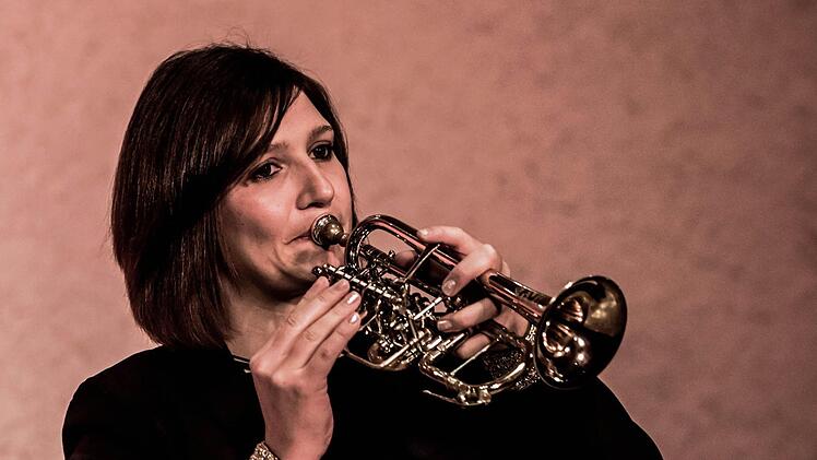 Harmonic Brass begeistert beim Neujahrskonzer im Rathaussaal Rödental: Elisabeth FesslerFoto: Jochen Berger