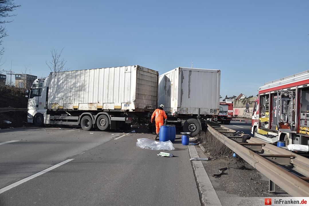 Lkw-Unfall legt Südwesttangente lahm