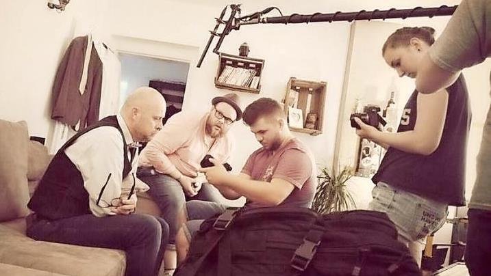 Das junge Filmteam von Laurenz-Films pr&auml;sentiert im Zeiler Kino pers&ouml;nlich seinen ersten Langspielfilm "Stundenglas": Die Filmemacher stehen den Kinog&auml;sten f&uuml;r Fragen zur Verf&uuml;gung. Foto: Laurenz-Films