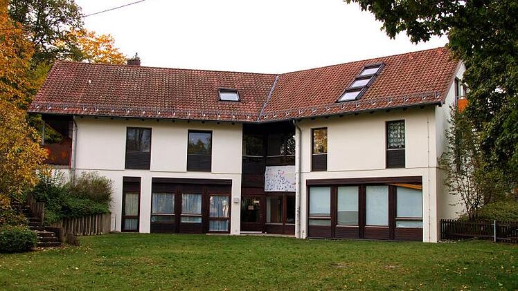 Die Kindertagesstätte am Lehenthaler Weg ist zu klein geworden. Soll sie weiter genutzt werden, bräuchte sie einen Anbau. Zudem sind Sanierungsmaßnahmen notwendig. Foto: privat