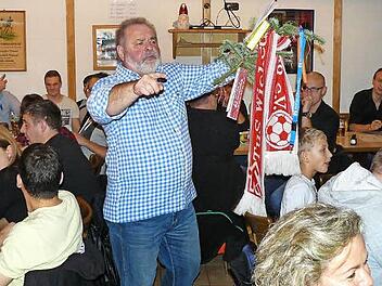 Auktionator Norbert Volk in Aktion Foto: Klaus-Peter Wulf