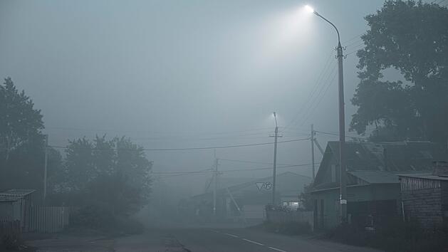 Hinter den Fassaden mancher D&ouml;rfer geht es grausig zu.